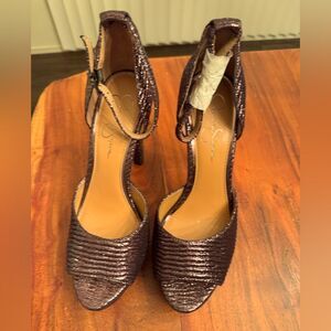 Jessica Simpson Beeya Sparkly Platform Sandals NWOT SZ 10